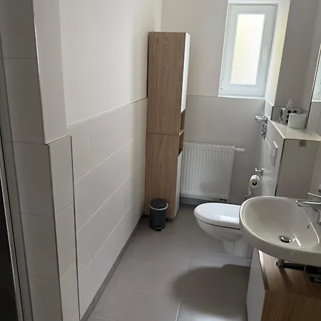 Voll Moeblierte Gaestewohnung In Magdeburg-salbke